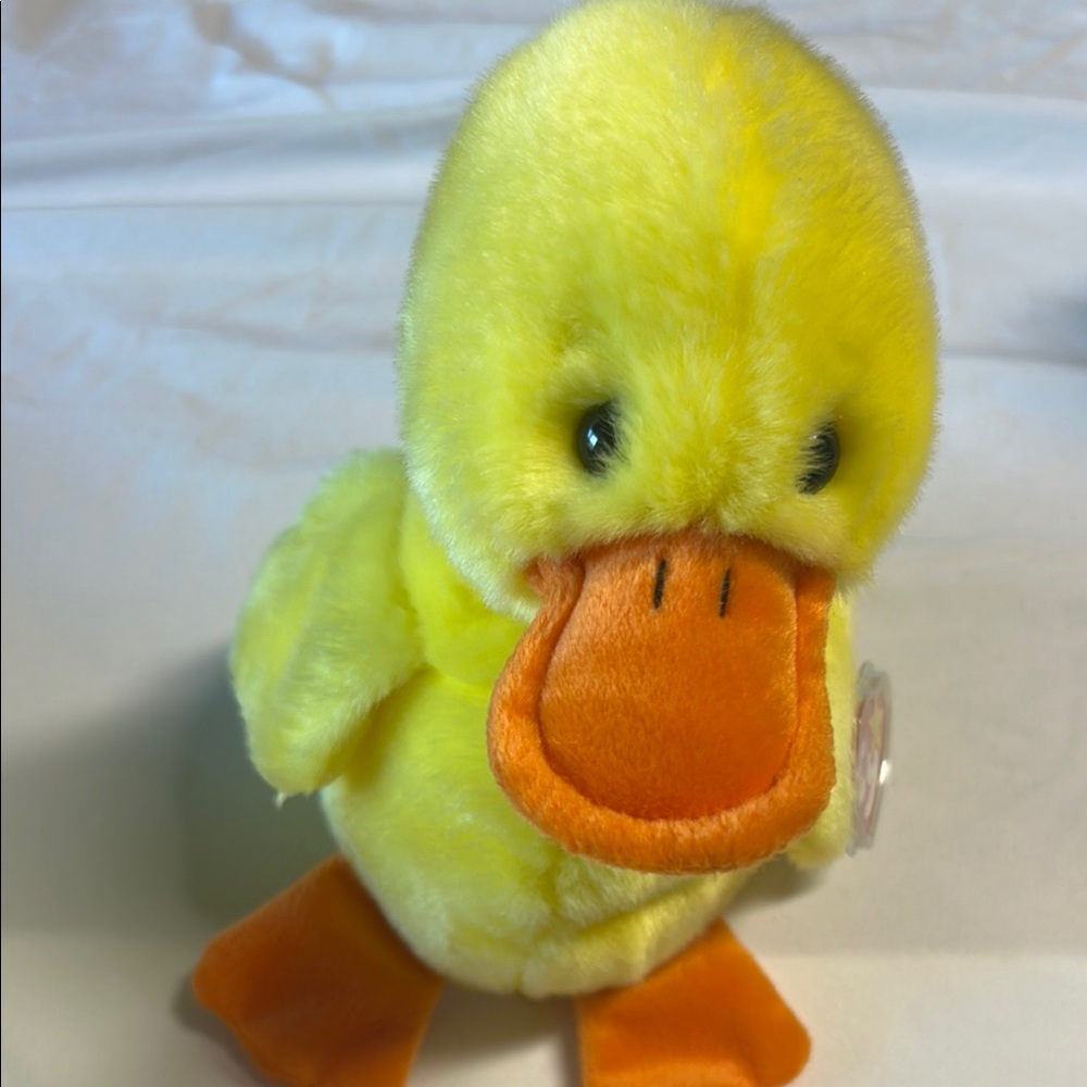 Vintage 1998 TY Beanie Baby Yellow Duck “Quackers”